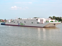 First LNG Hybrid Barge for Cruise Ships improves Hamburg‘s Carbon Footprint